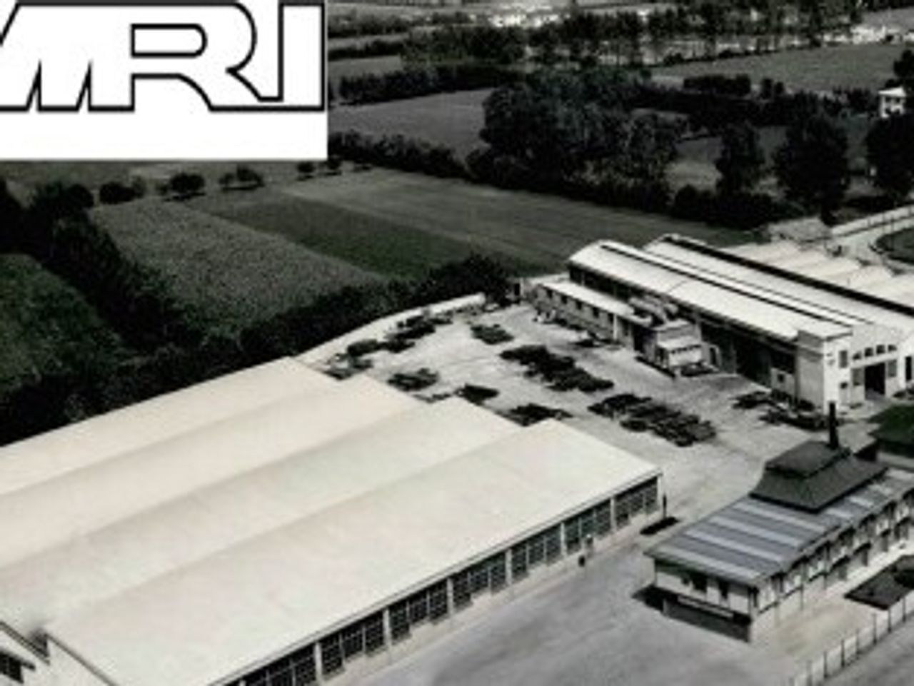 Mertallurgica Rossi工厂的黑白照片